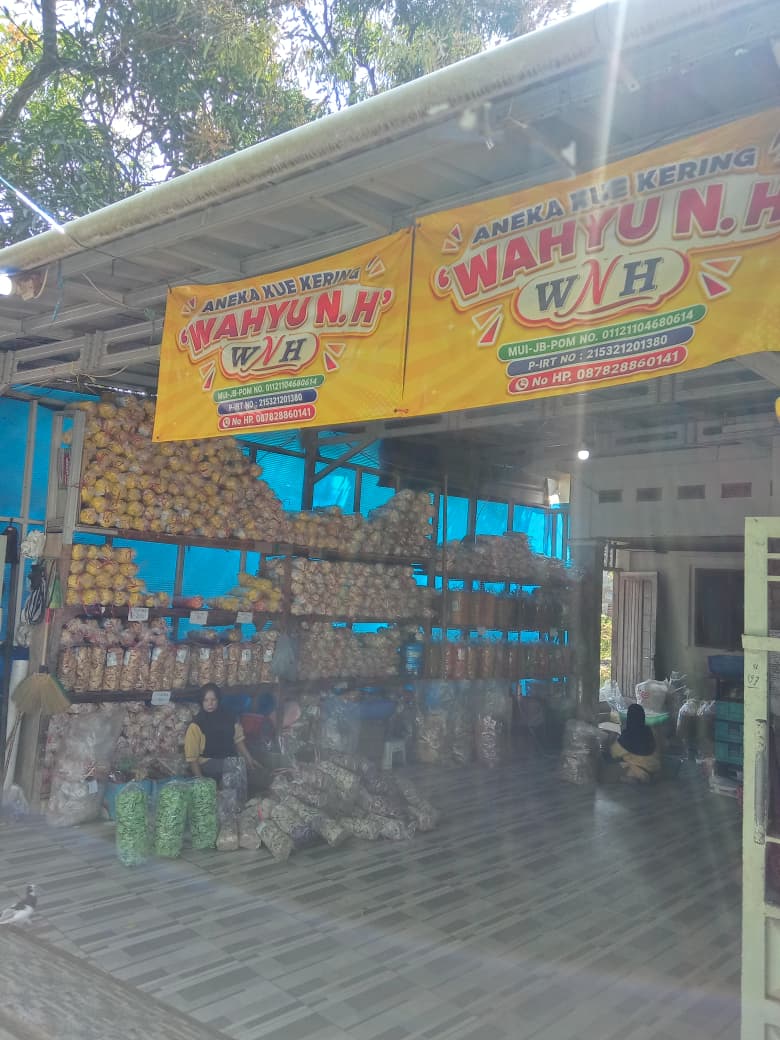 Aneka Kue Kering WNH